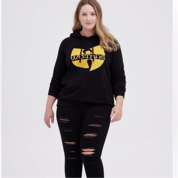 torrid Tops - Torrid Wu Tang Cozy Fleece Pullover Hoodie-Size 2X-Like New